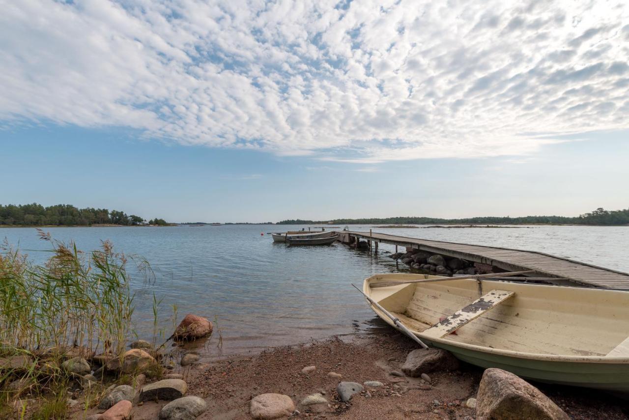 Roervik Stugor Geta Bagian luar foto